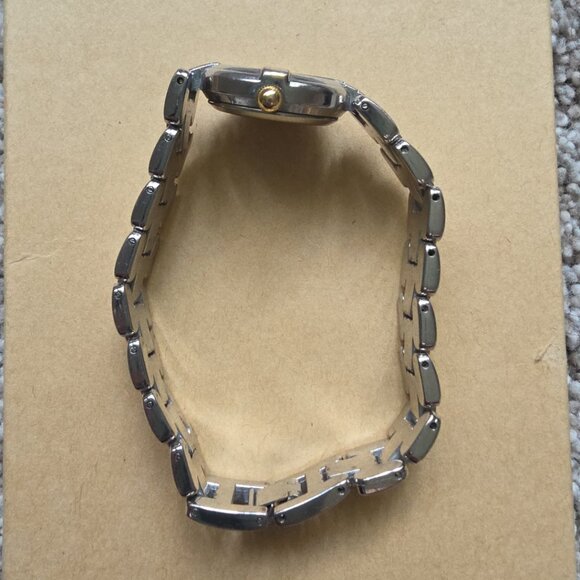 Womans Geneva watch - Picture 4 of 7